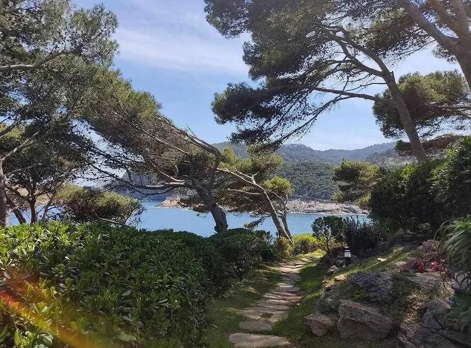 Holiday Duplex Cap Sa Sal At The Edge Of The Sea Begur